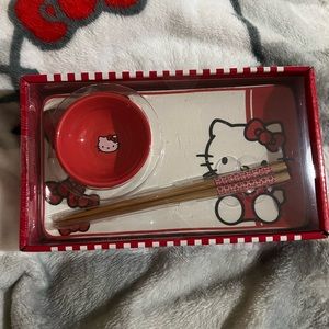 Hello Kitty Ceramic Sushi Plate Set!!